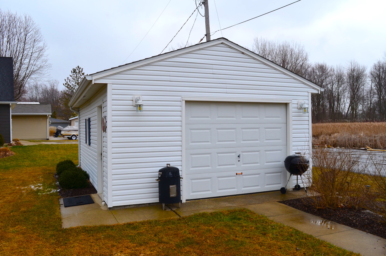 Beautiful Lakefront Home on Coldwater Lake Scheerer McCulloch