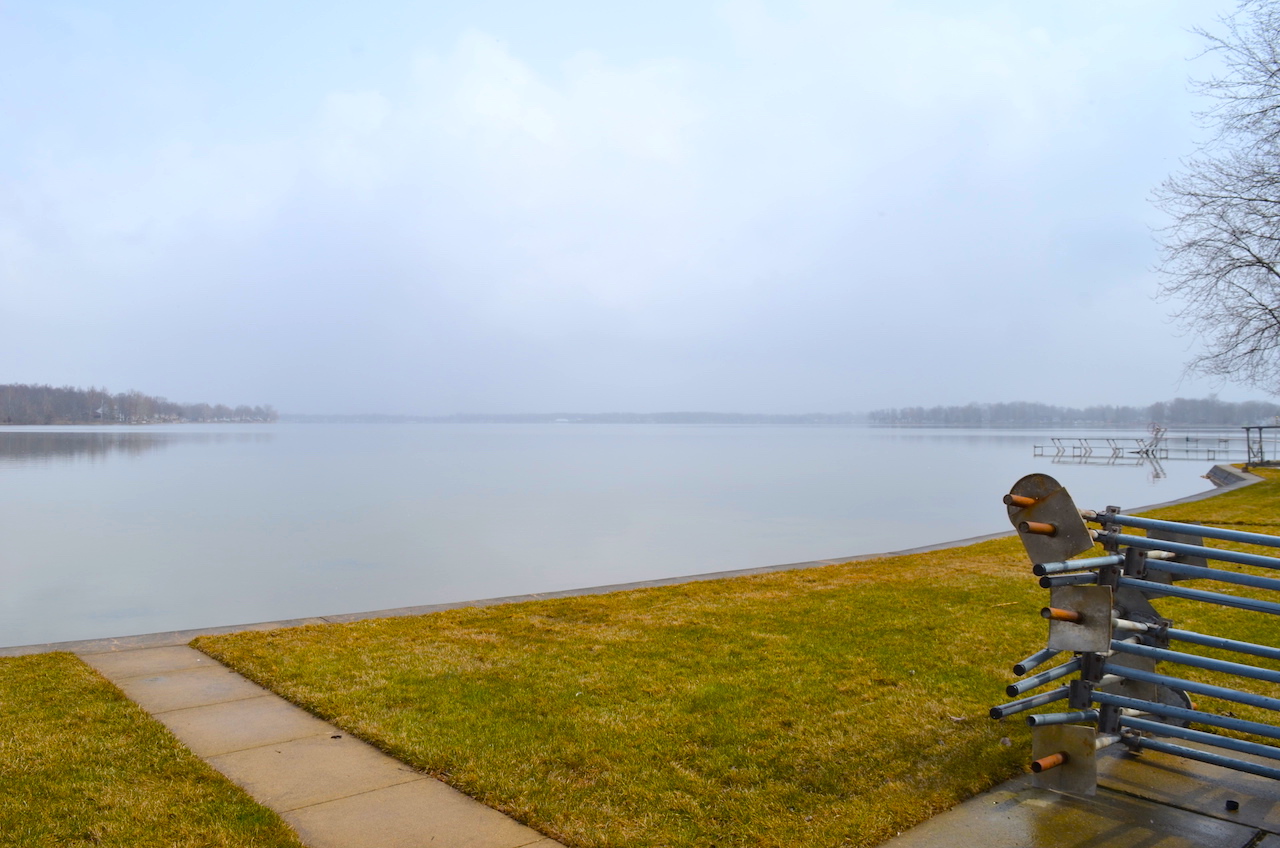 Beautiful Lakefront Home on Coldwater Lake Scheerer McCulloch Indiana Auctions, Real Estate