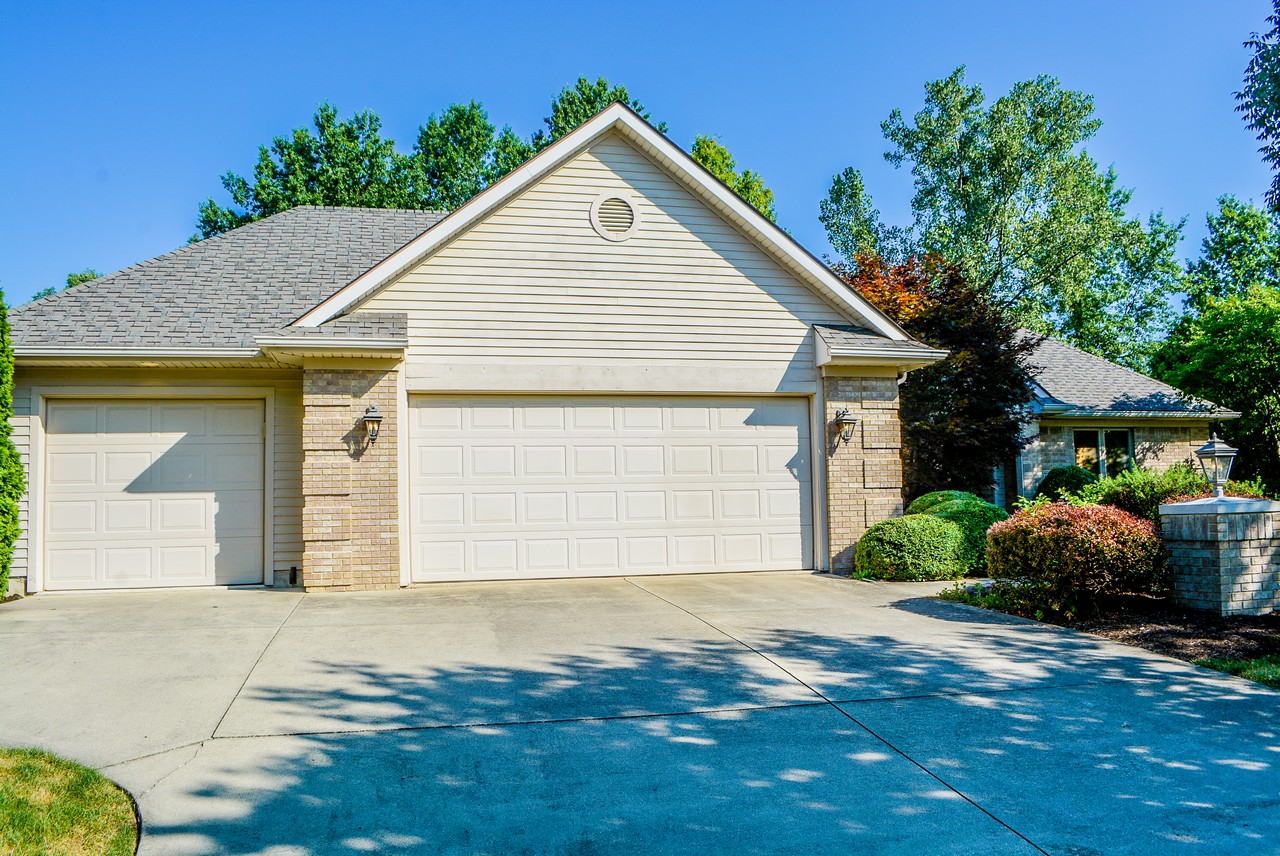 Beautiful 3 Bedroom 2 Bathroom in Village of Buckingham Villas