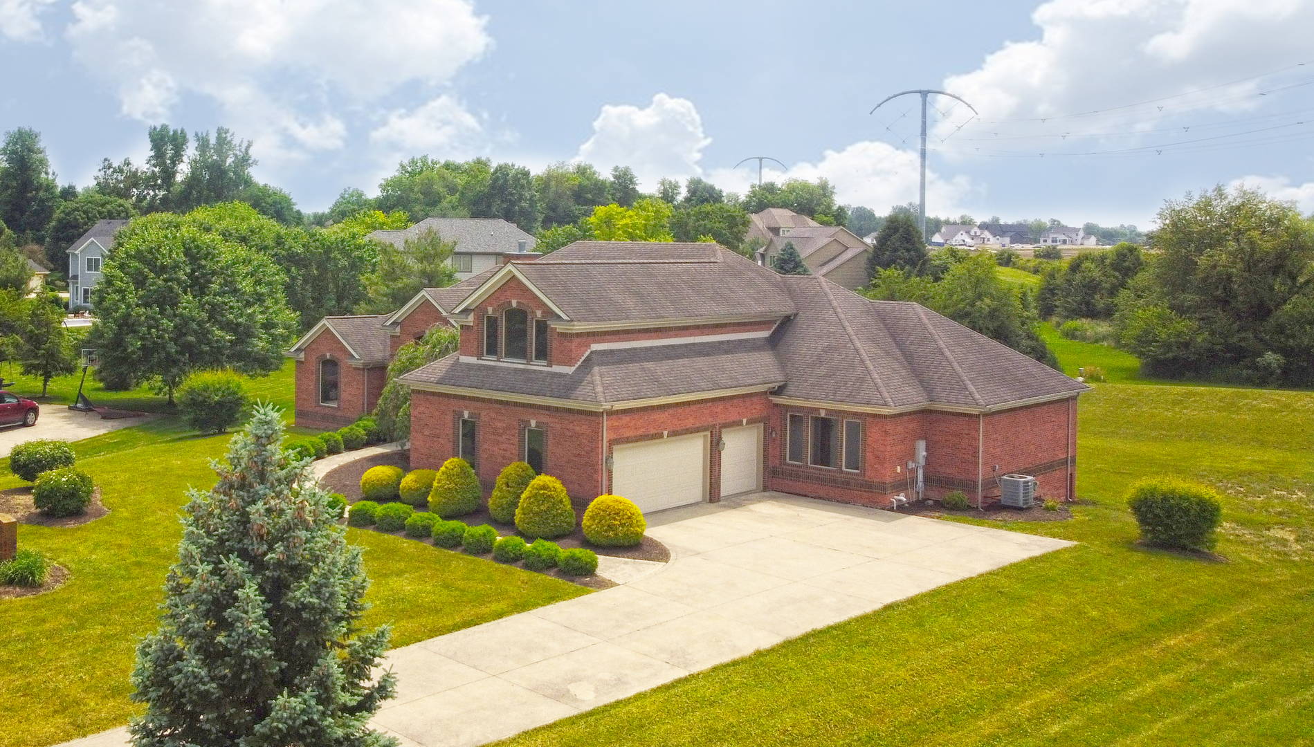 Prestigious Sycamore Hills Subdivision Fort Wayne, IN Scheerer