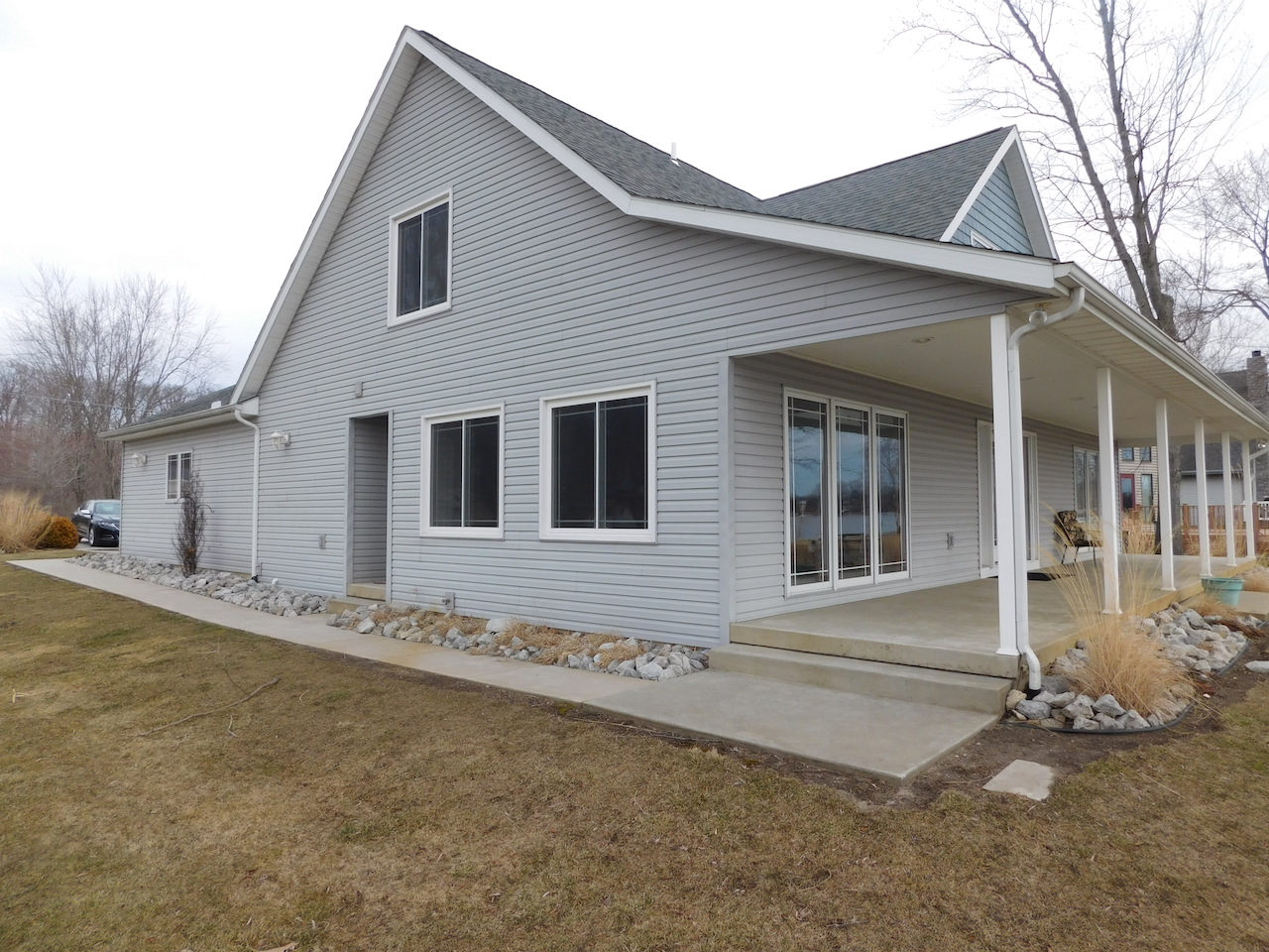 Real Estate & Personal Property on Blue Lake, Churubusco Scheerer McCulloch Indiana Auctions