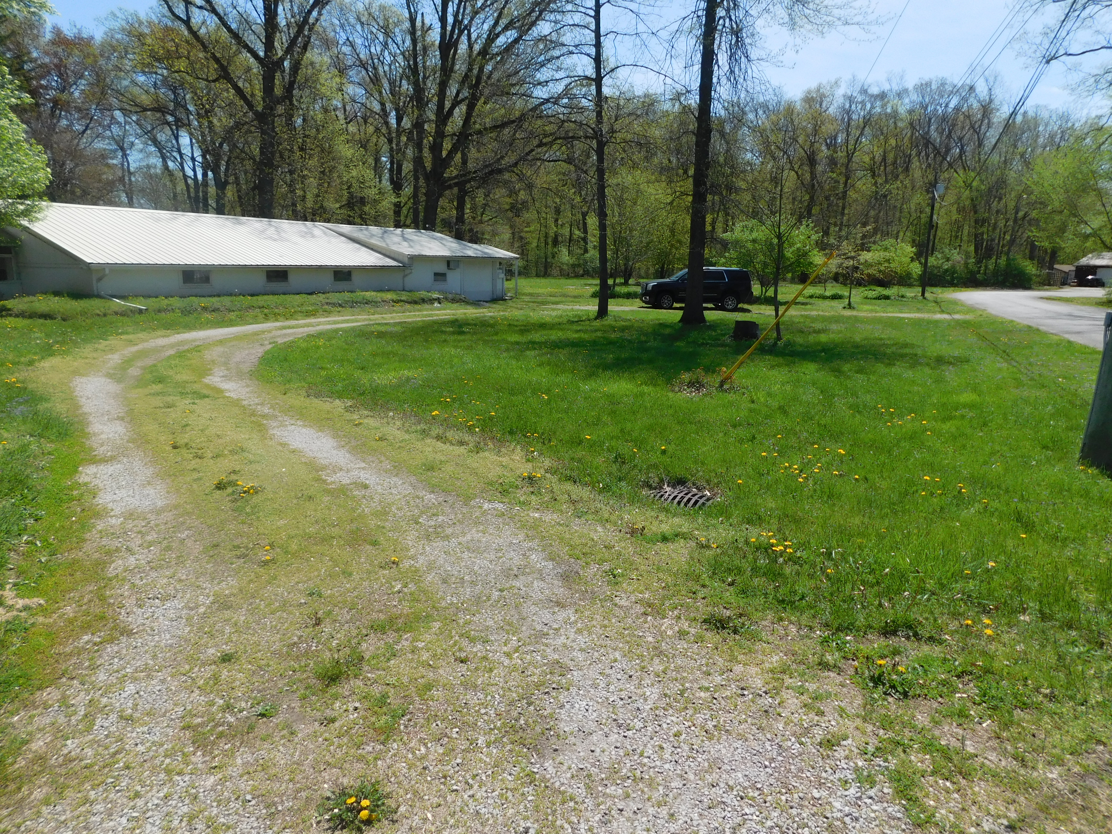 Single family home on 3 city lots in Waynedale area Scheerer