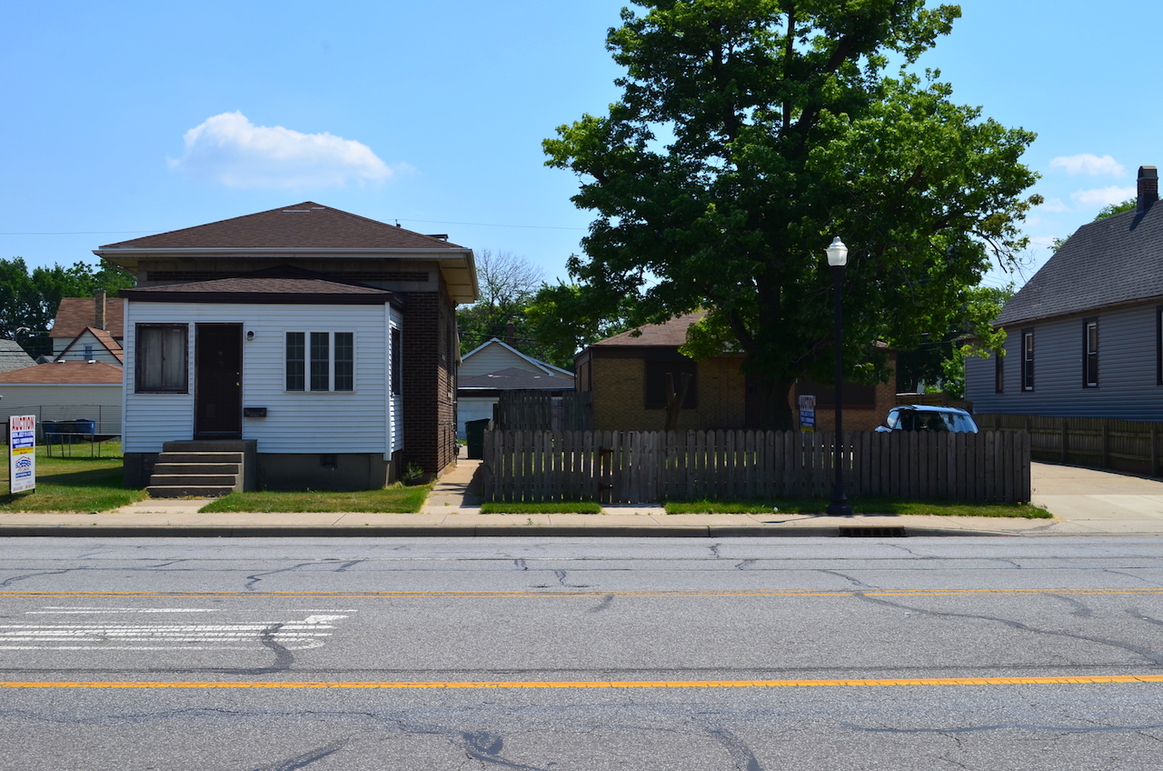 (2) Single Family Home for Auction in Hammond, Indiana Scheerer
