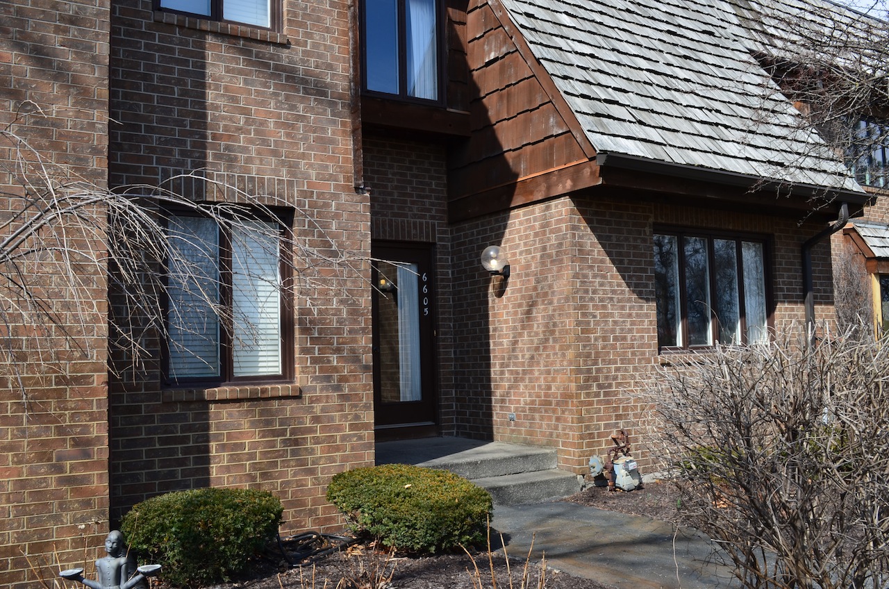 Real Estate in Covington Creek Condos Scheerer McCulloch Indiana