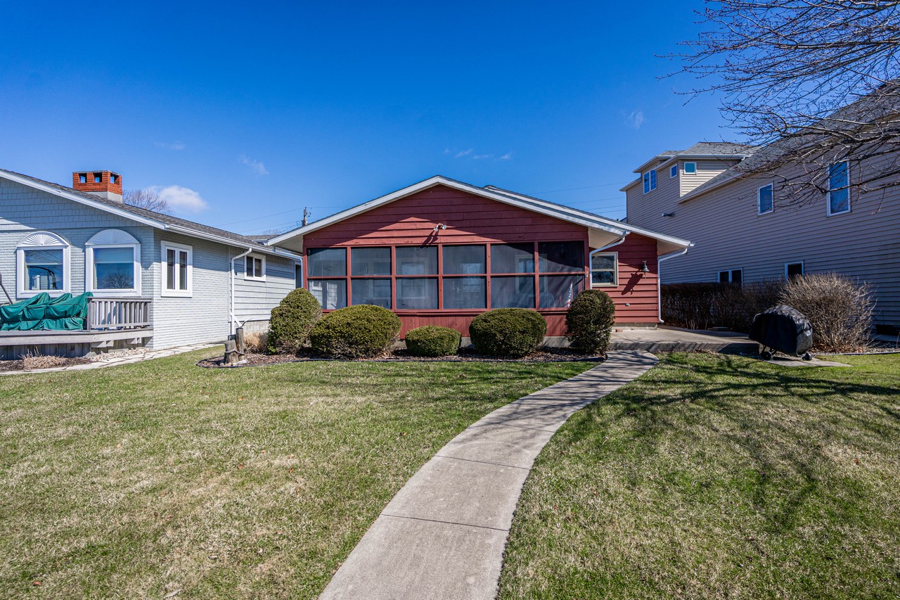 3 BR 2 BA LAKEFRONT HOME ON HAMILTON LAKE Scheerer McCulloch