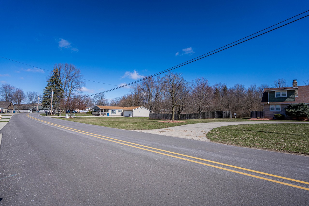 3 BR 2 BA LAKEFRONT HOME ON HAMILTON LAKE Scheerer McCulloch