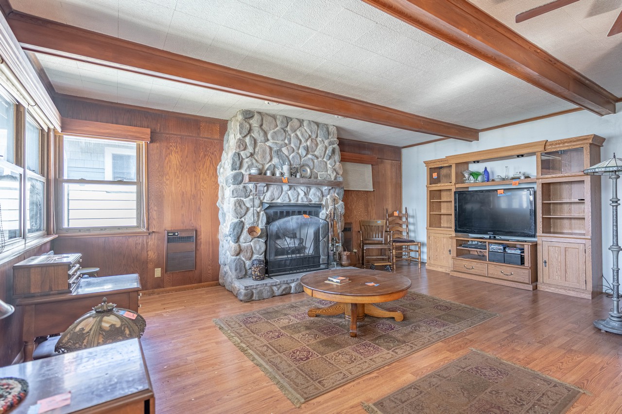 3 BR 2 BA LAKEFRONT HOME ON HAMILTON LAKE Scheerer McCulloch