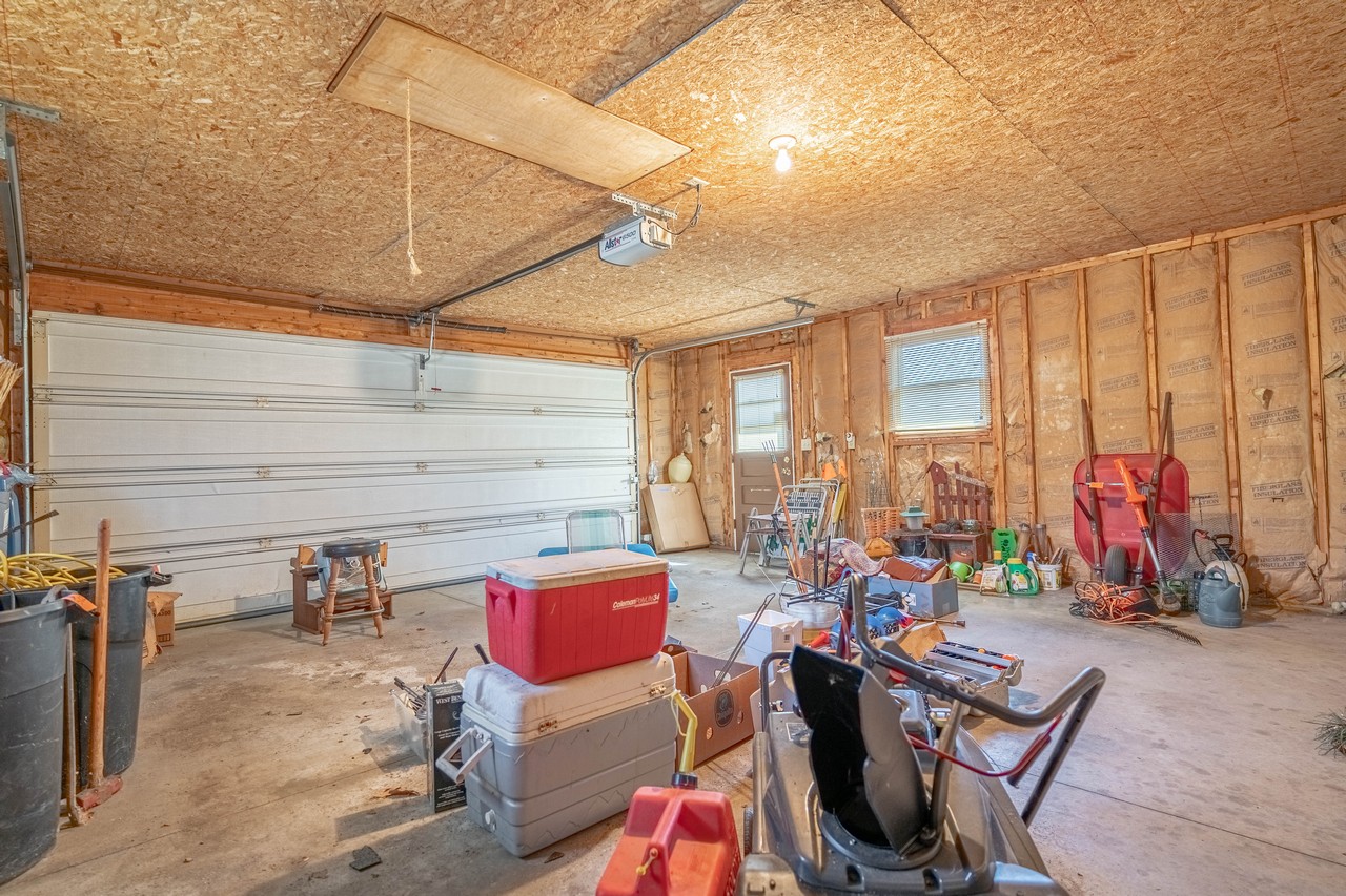 3 BR 2 BA LAKEFRONT HOME ON HAMILTON LAKE Scheerer McCulloch