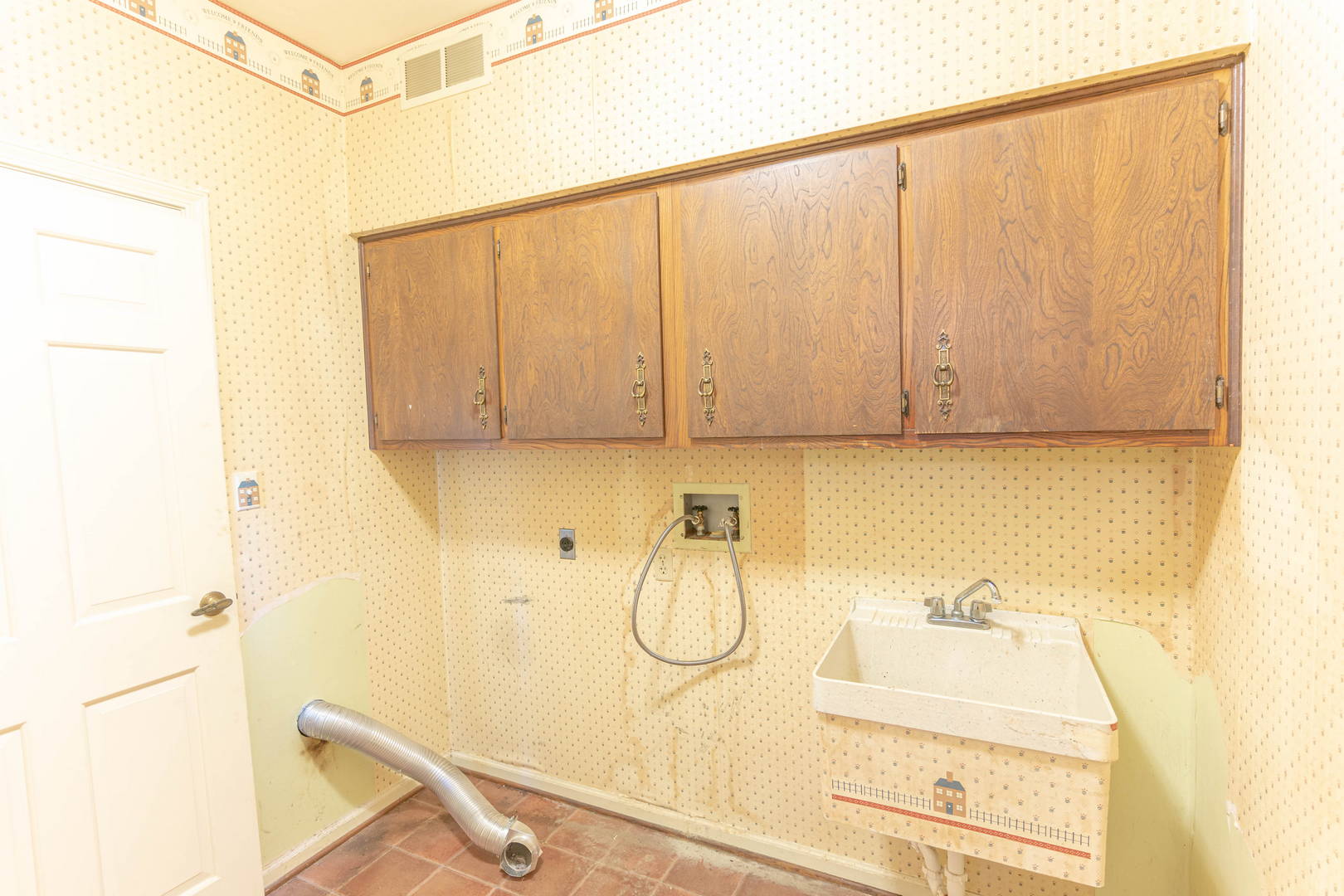 Live in the highly soughtafter neighborhood of Eden Glen in the Carmel