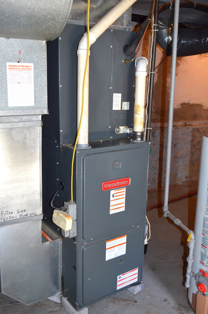 Real Estate Auction in downtown Kendallville, Indiana. Scheerer