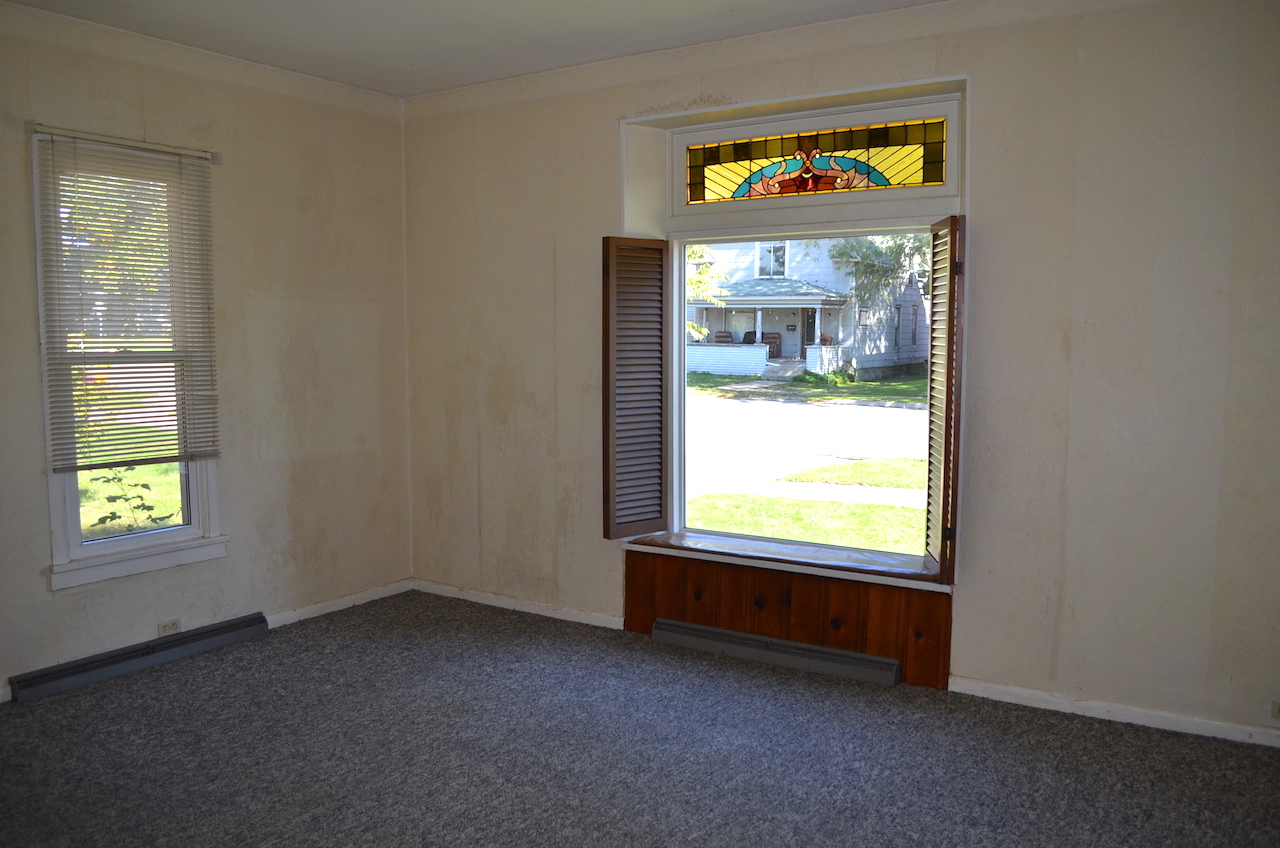 Real Estate Auction in downtown Kendallville, Indiana. Scheerer