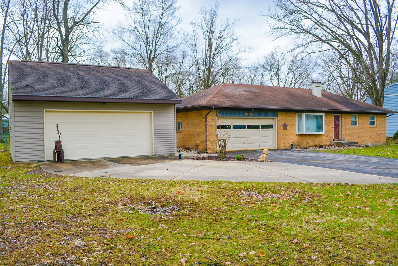 3 Bedroom Single Family Home in Aboite Township Scheerer McCulloch