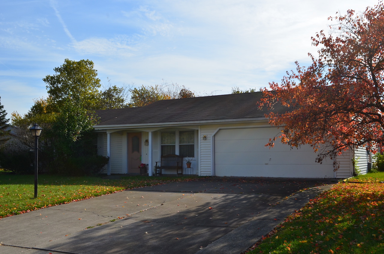 3 bedroom home and garage in the Maple Ridge addition Grabill