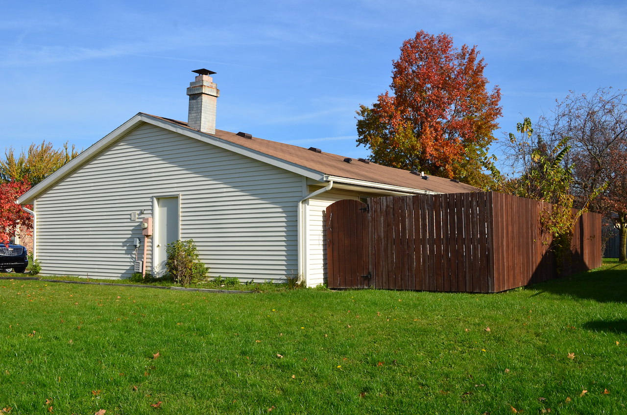 3 bedroom home and garage in the Maple Ridge addition Grabill