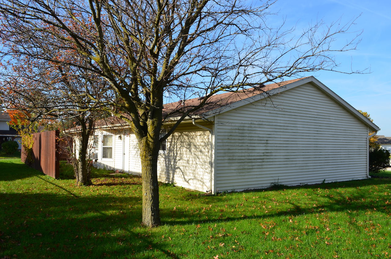 3 bedroom home and garage in the Maple Ridge addition Grabill