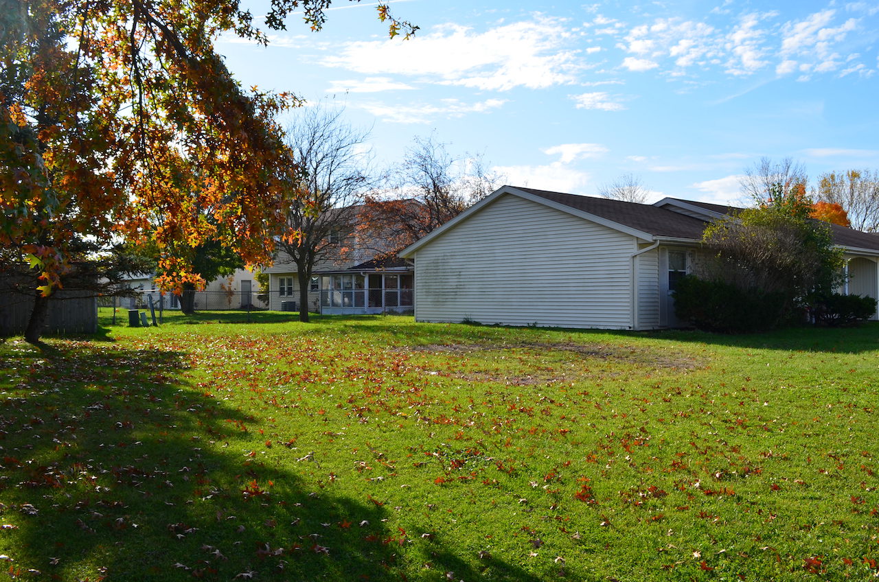 3 bedroom home and garage in the Maple Ridge addition Grabill