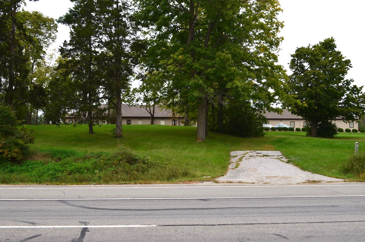 Real Estate Auction 1.67+/ acres in Southwest Fort Wayne. Scheerer