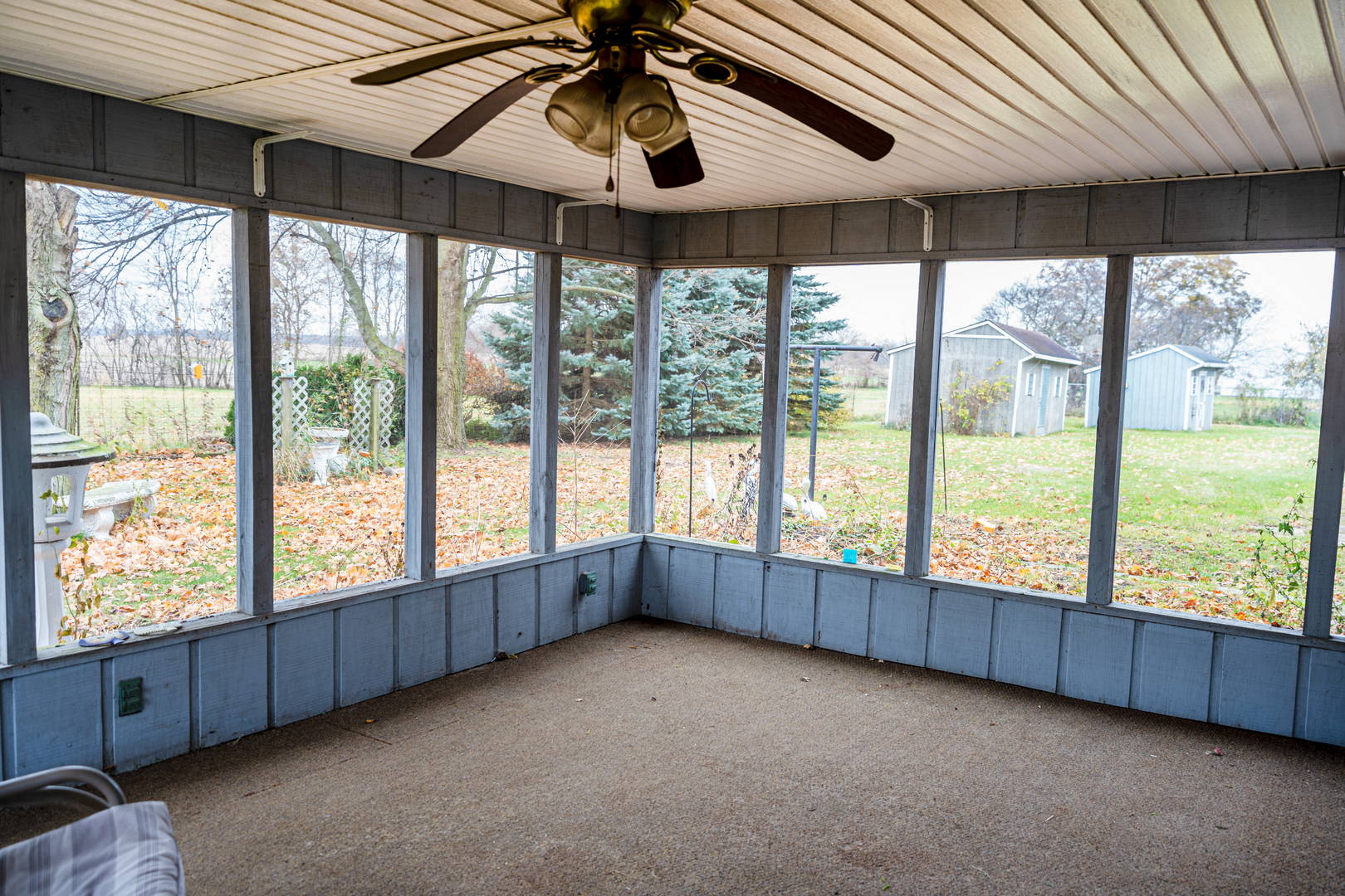 BUY IT NOW!! MAKE AN OFFER! MOTIVATED SELLERS. 1.26+/ Acres !! 10719W