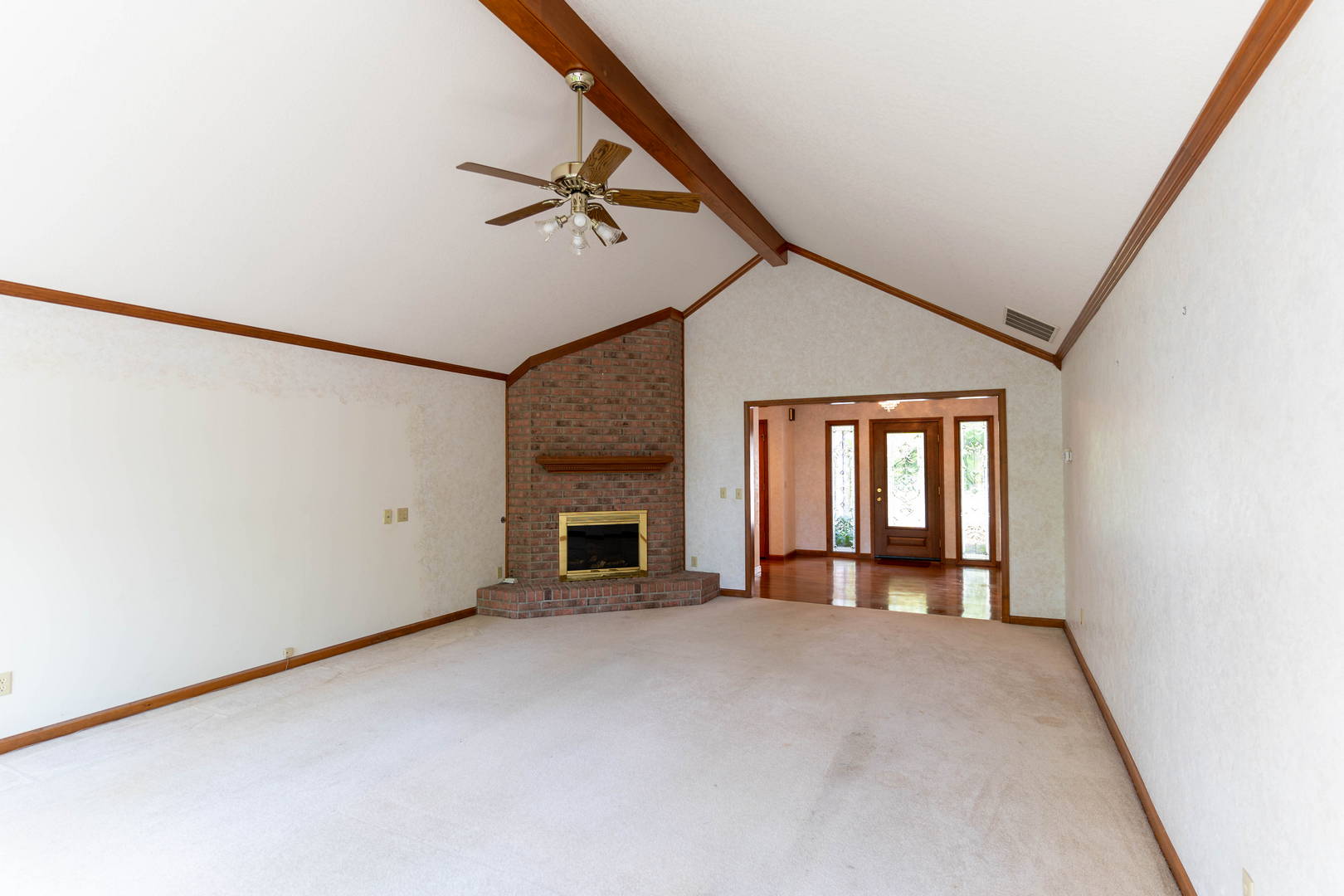 Grabill, Indiana Ranch Home with 3.68 +/ Acres and Pond Scheerer McCulloch Indiana Auctions