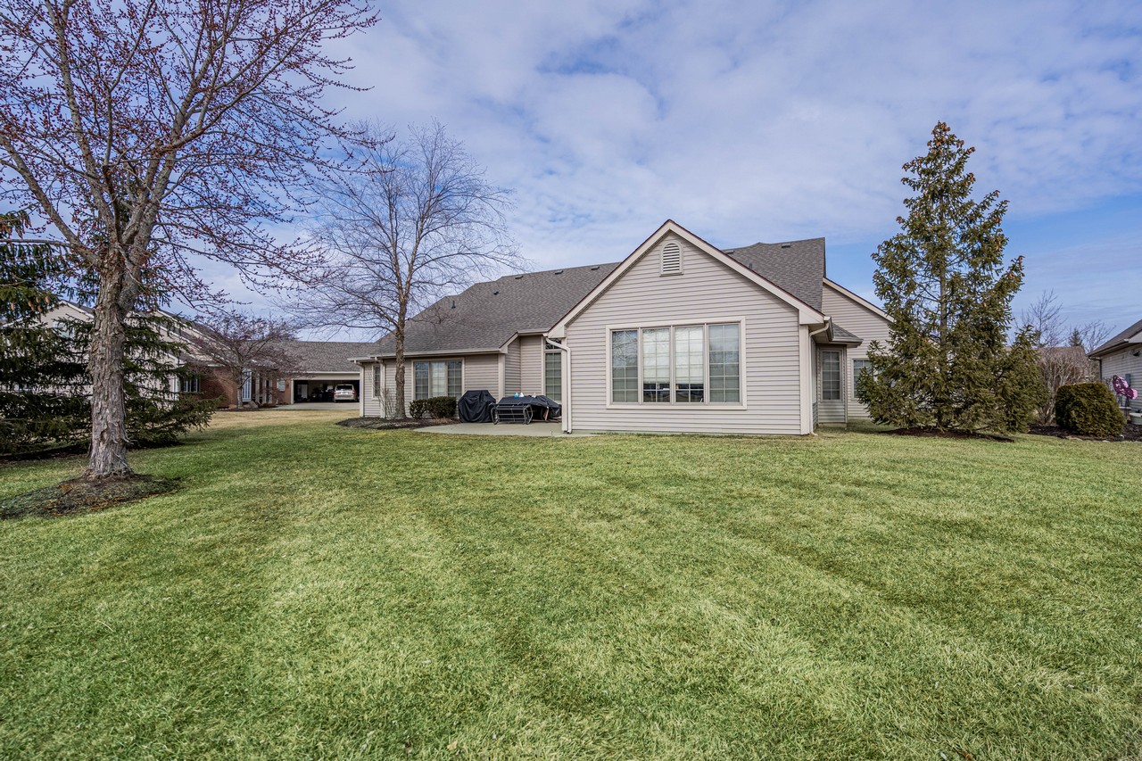 BEAUTIFUL 4 BR 2 BA WATERFRONT VILLAMINIUM IN ABOITE TOWNSHIP