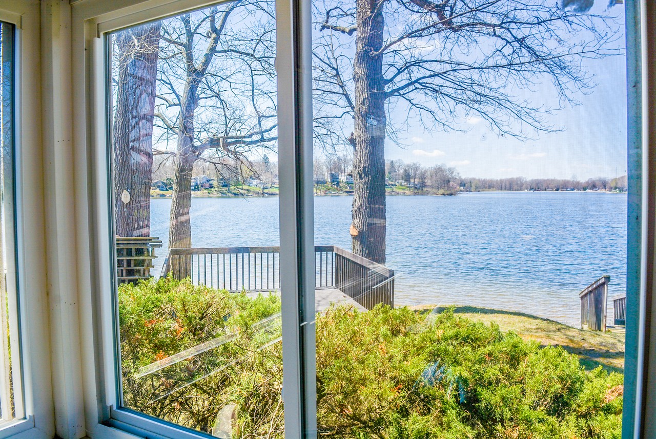 Charming 2 Bedroom 2 Bathroom Cottage on Lake Papakeechie Scheerer