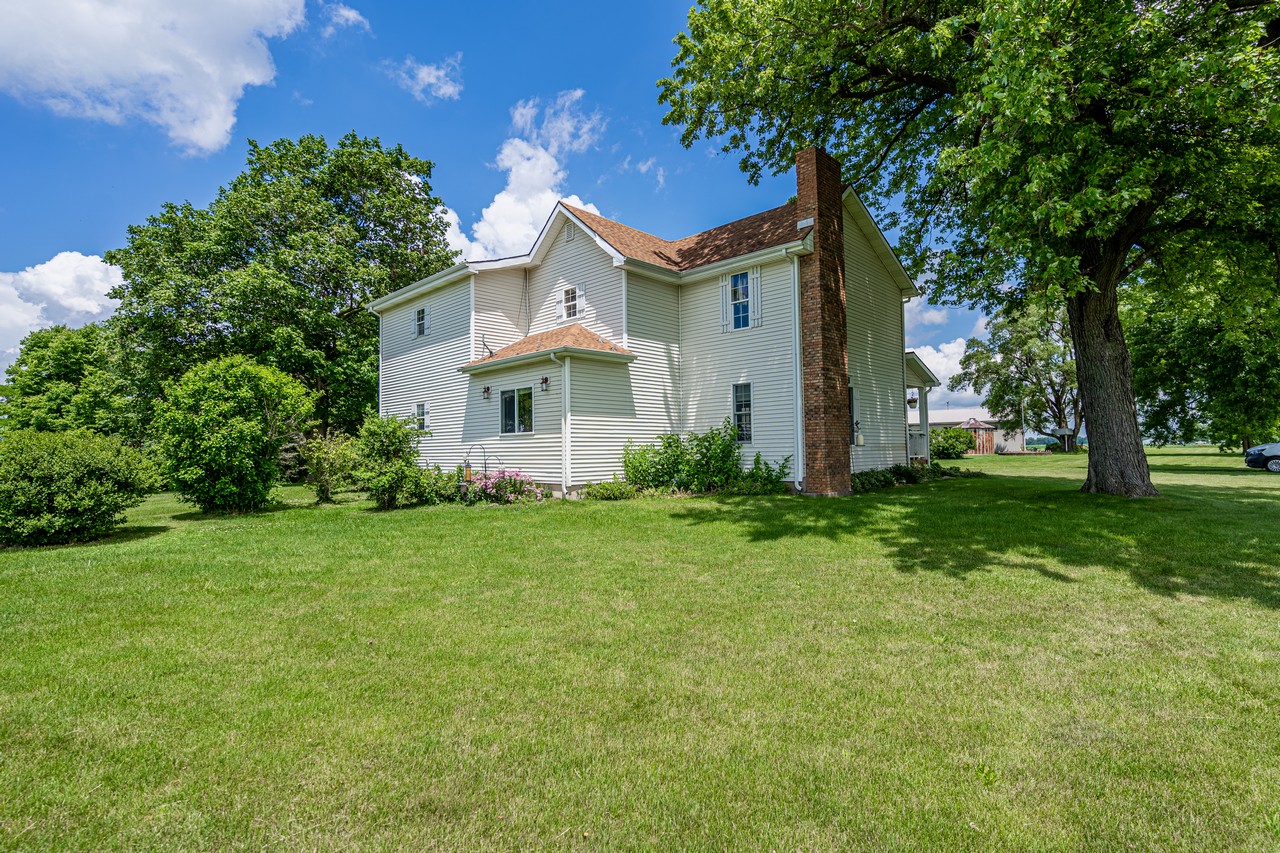 BEAUTIFUL 5 BR 4 BA HOME ON 4.19+/ ACRES IN MARKLE Scheerer