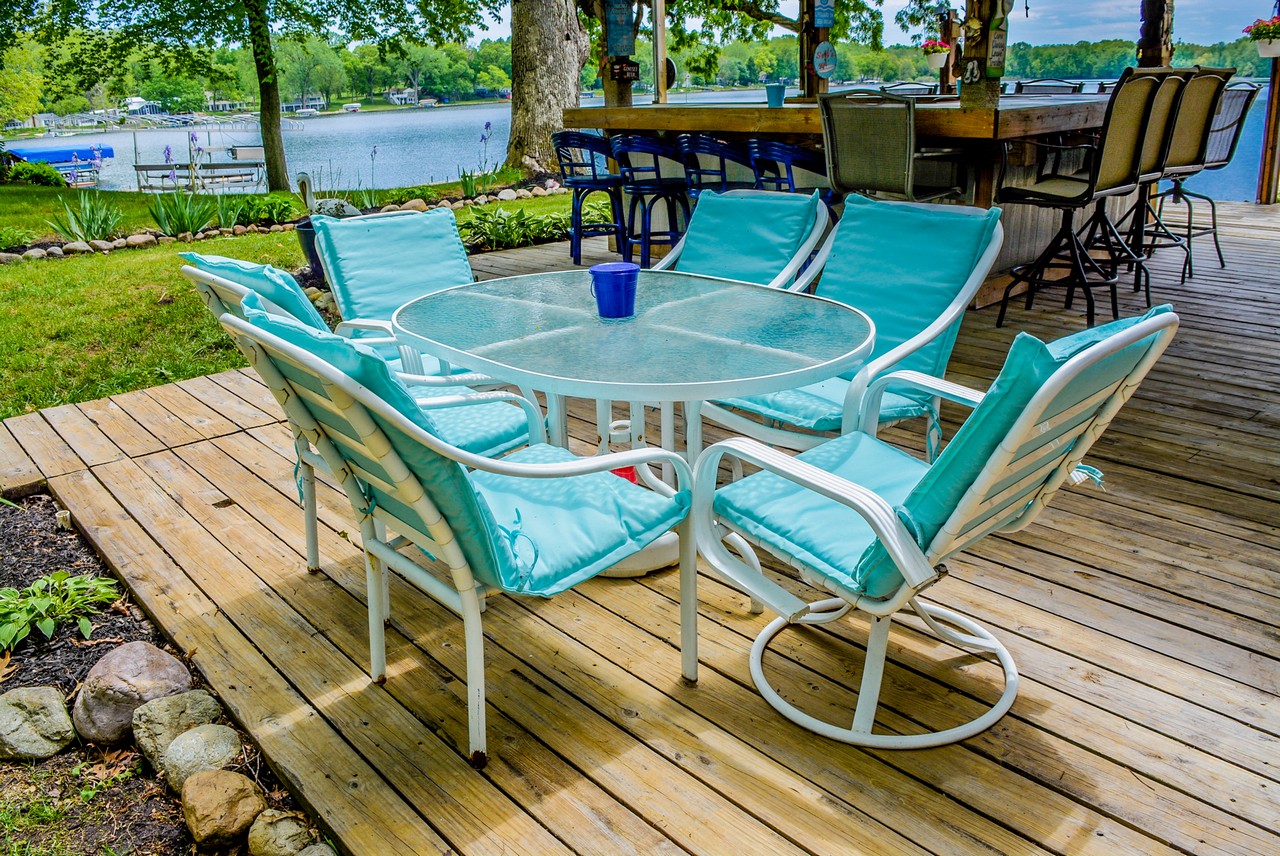 2 Bedroom Lakefront Home on Lake Lavine in Coldwater Michigan