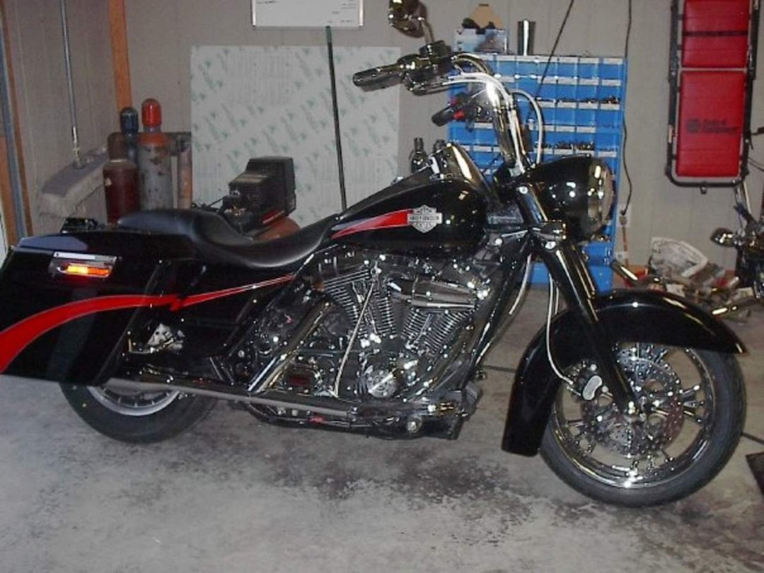 Bill Weaver's album, Cop Bike build