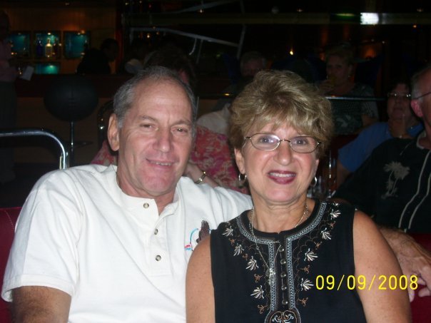 Phyllis Miklaszewski's album, Profile Pictures
