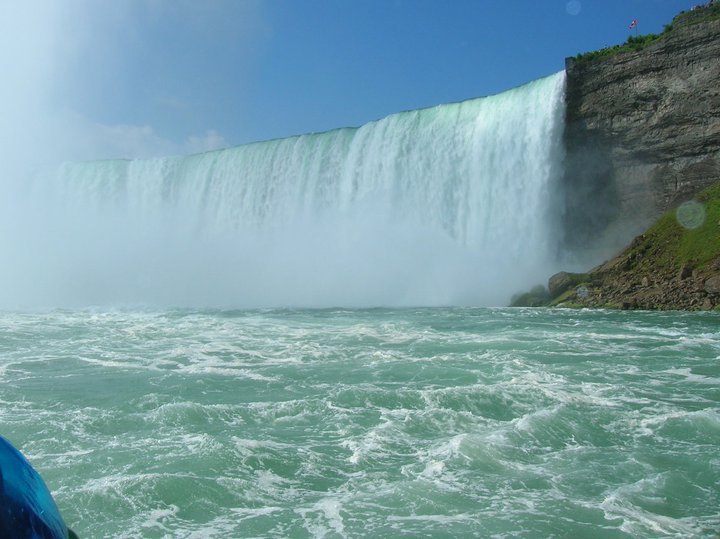 Leslie Comer's album, Niagara Falls