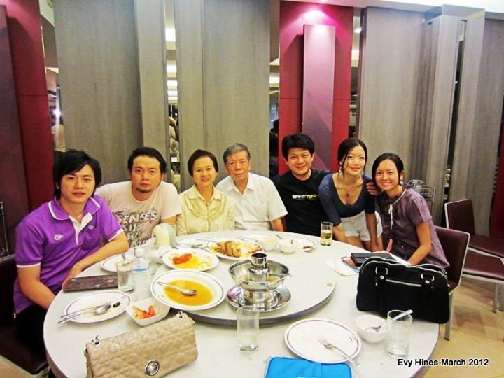 Chen Chen's album, FAMILY TIME