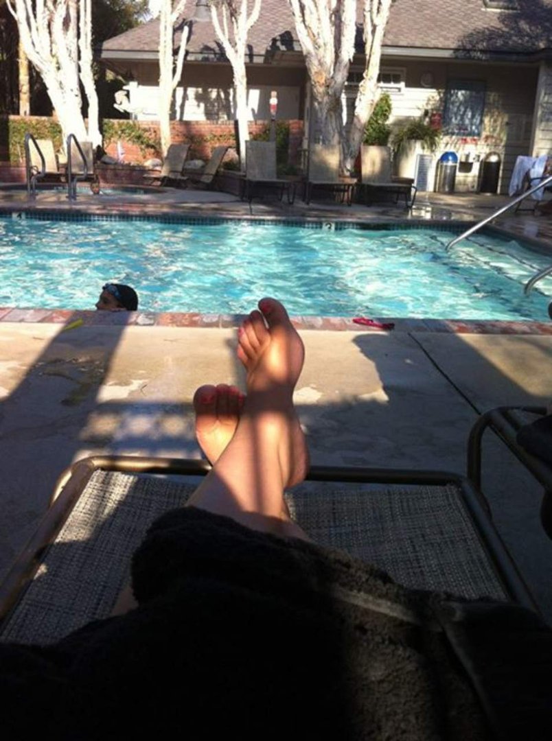 Jamie Devens' album, Mobile Uploads