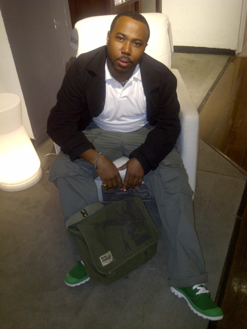 Mad Eeh's album, Cover Photos