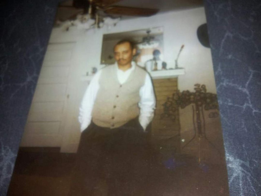 Darrell Calloway's album, Mobile Uploads