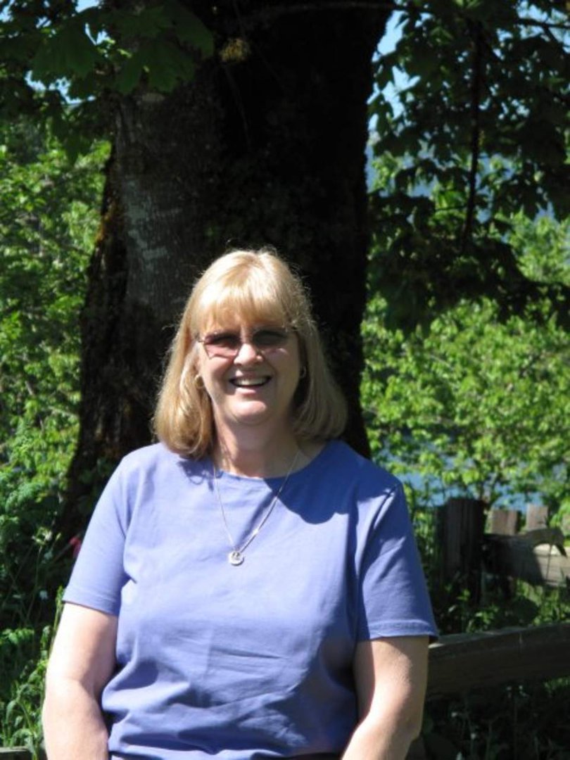 Sandra  Russell's album, Profile Pictures