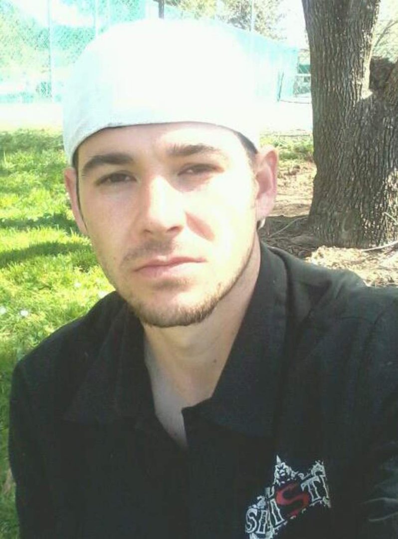 Dan Everett's album, Profile Pictures