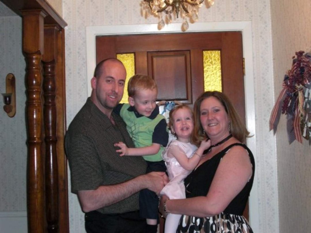 Dena Sue Sample-Barnes' album, Greg, Sandra and Kids