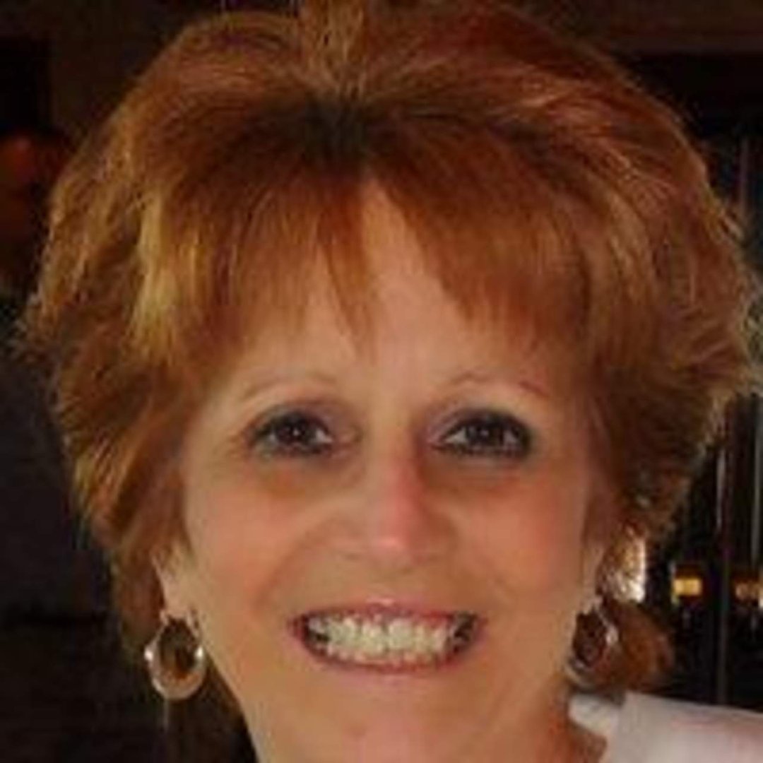 Phyllis McBrayer's album, Profile Pictures