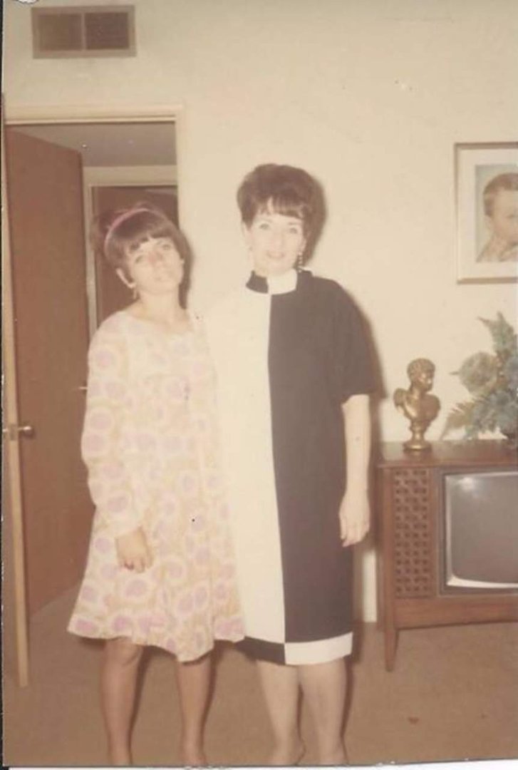 Mary Baker's album, Profile Pictures