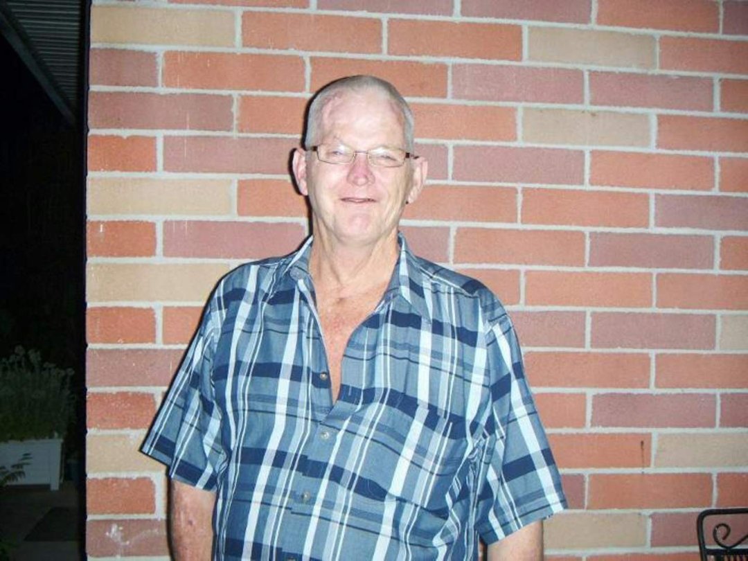 Robert Stewart's album, Mobile Uploads