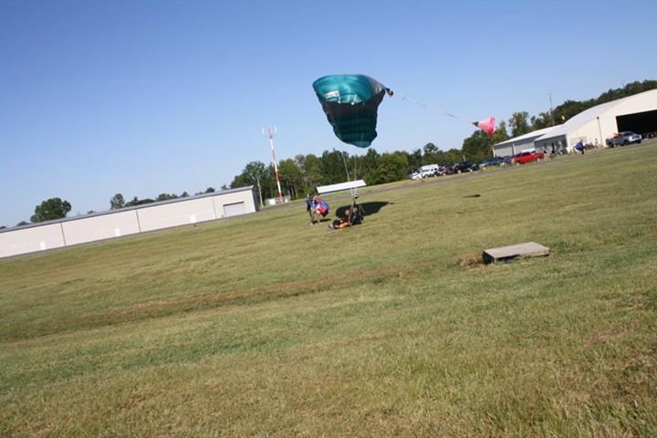 Julia Ann Shelton's album, Barry Skydiving September 10, 2011