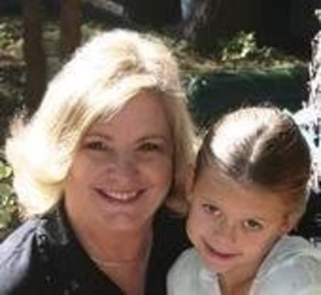 Janet Lindeman's album, Profile Pictures