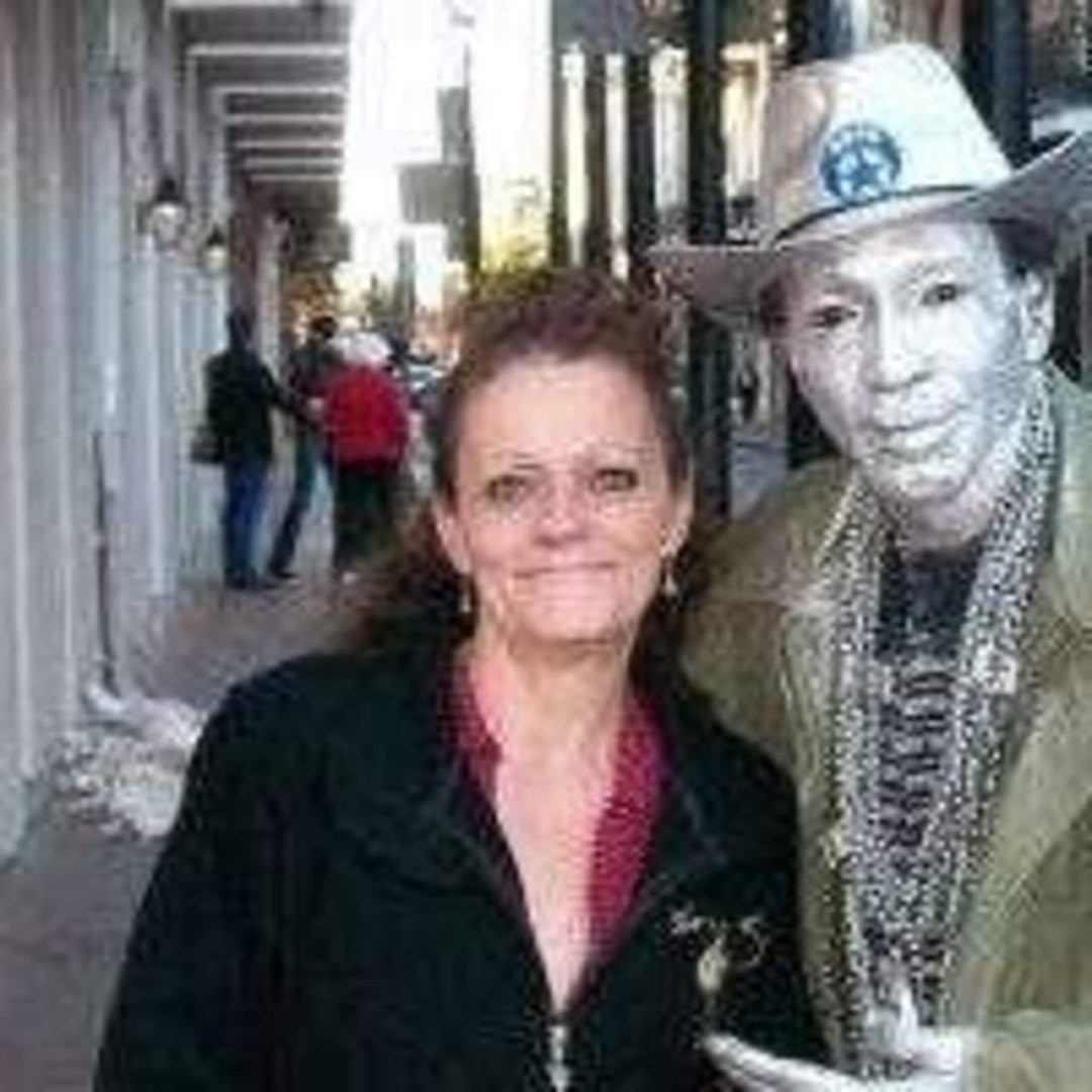 Donna Benoit Langley's album, Profile Pictures