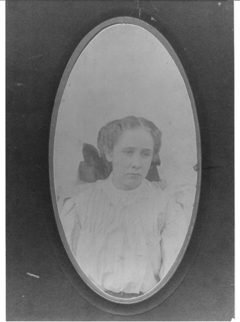 Grace Benefield's album, My Old Pictures
