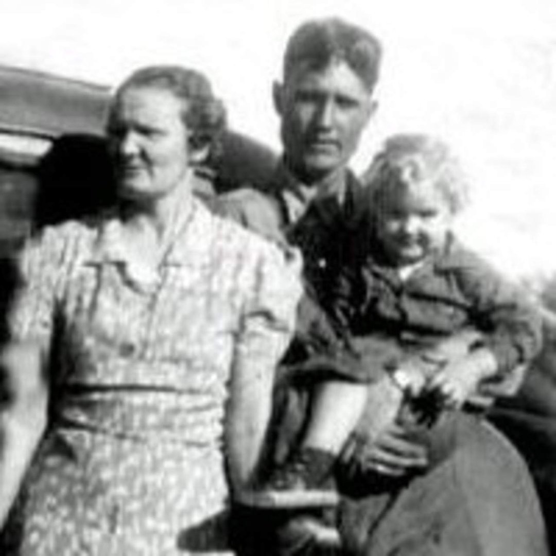 Jo Ann Lucas' album, Profile Pictures