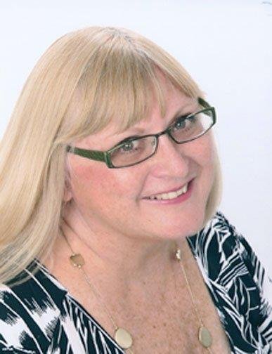 Nancy Hendress' album, Profile Pictures