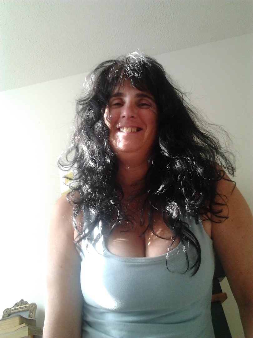 Robin Hewitt's album, Mobile Uploads