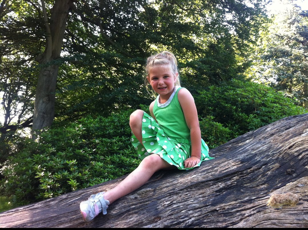 Tanya Steele's album, Cover Photos
