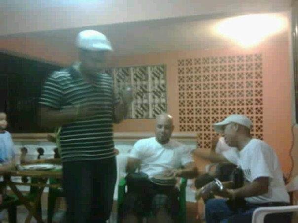 Robinson Almonte's album, Mobile Uploads