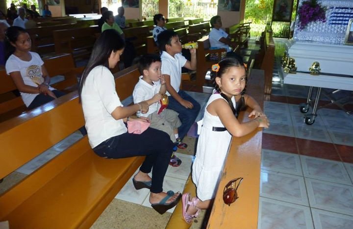 Hec Encarnacion's album, Dr. Conrado B. Encarnacion's wake and funeral.